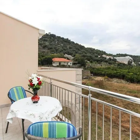 Apartmán Ana - One-bedroom With Balcony And Sea View - 4 *